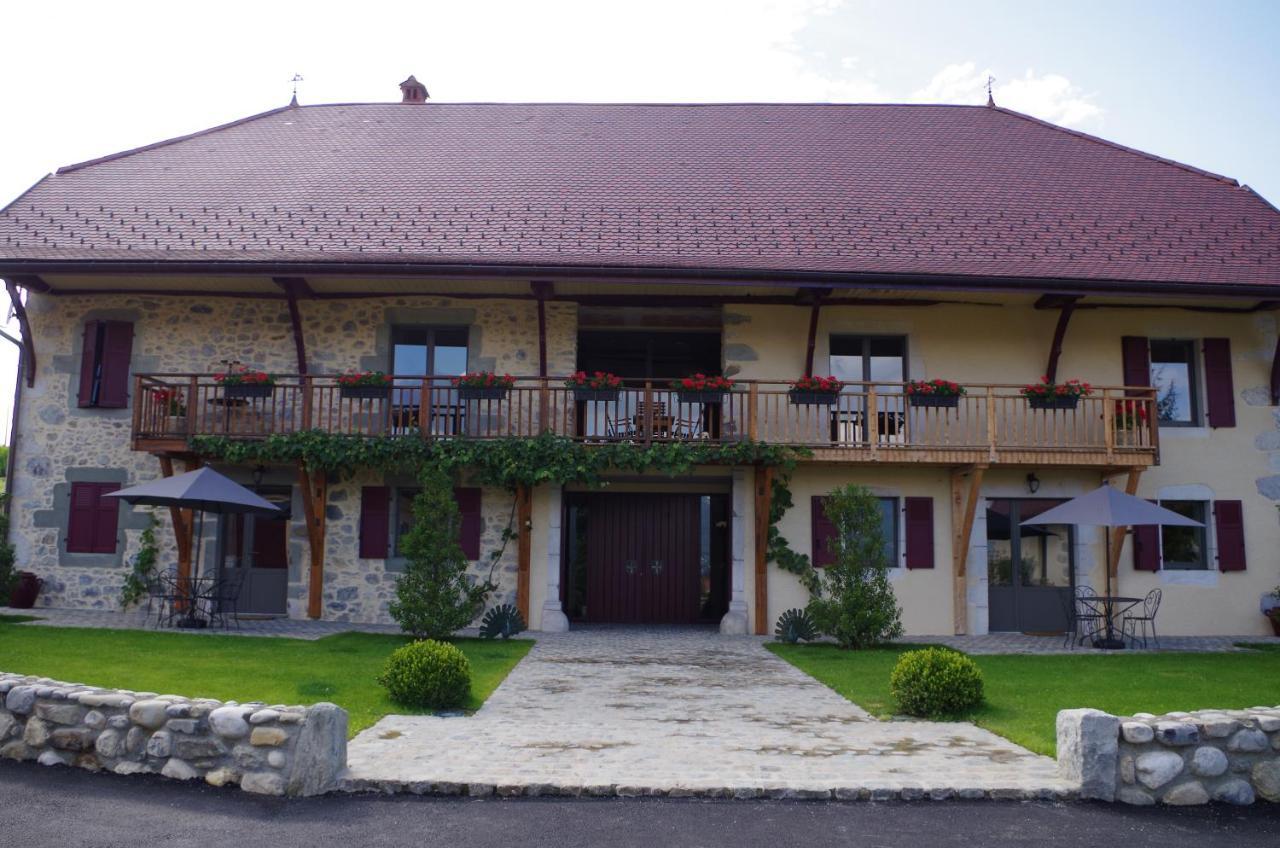 Le Paon Bleu Annecy Poisy Bed & Breakfast Exterior photo