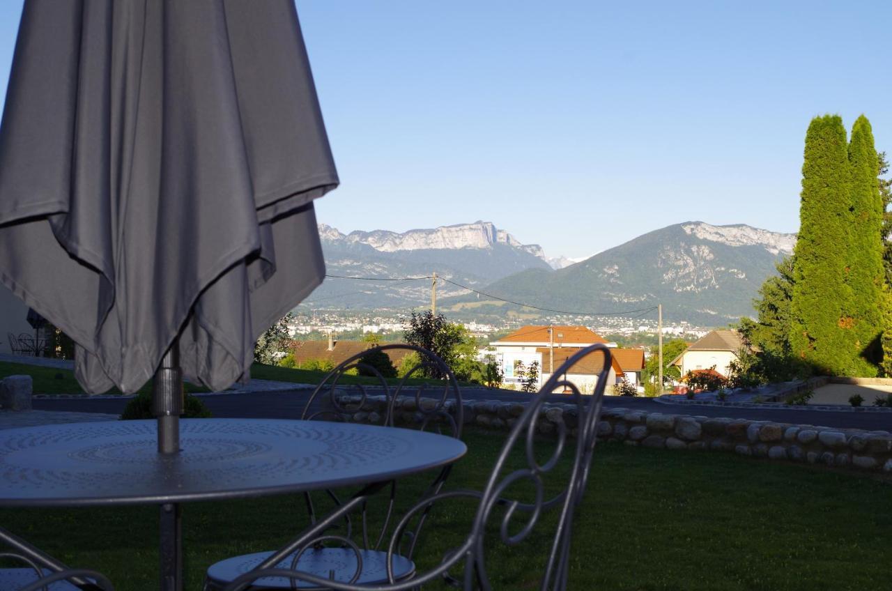 Le Paon Bleu Annecy Poisy Bed & Breakfast Exterior photo