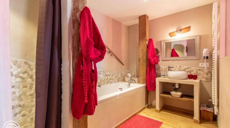 Le Paon Bleu Annecy Poisy Bed & Breakfast Exterior photo