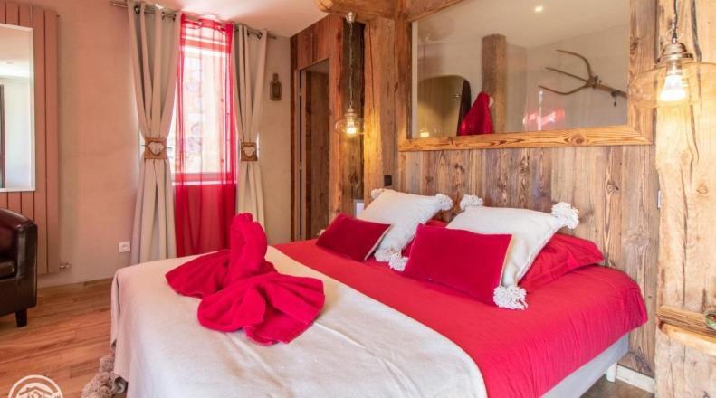 Le Paon Bleu Annecy Poisy Bed & Breakfast Exterior photo