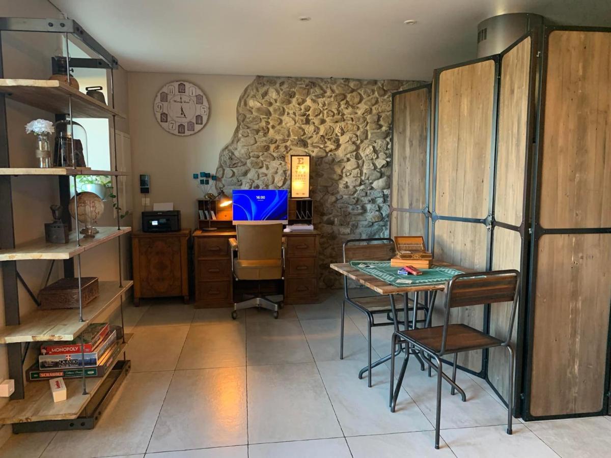 Le Paon Bleu Annecy Poisy Bed & Breakfast Exterior photo